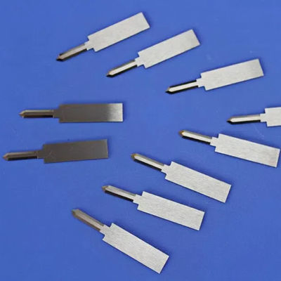 92HRA Tungsten Carbide Knife 0.5μm Grain for Rubber Cutting