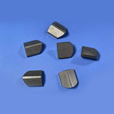 جودة  Customized Design High Wear Resistance YG8 Material Tungsten Carbide Button for Artesian Well Drill Bits مصنع