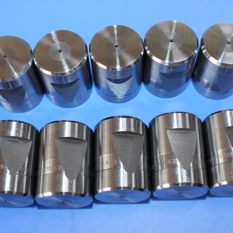 Long-Lasting YG20 Tungsten Carbide Cold Heading Dies for Screw Production